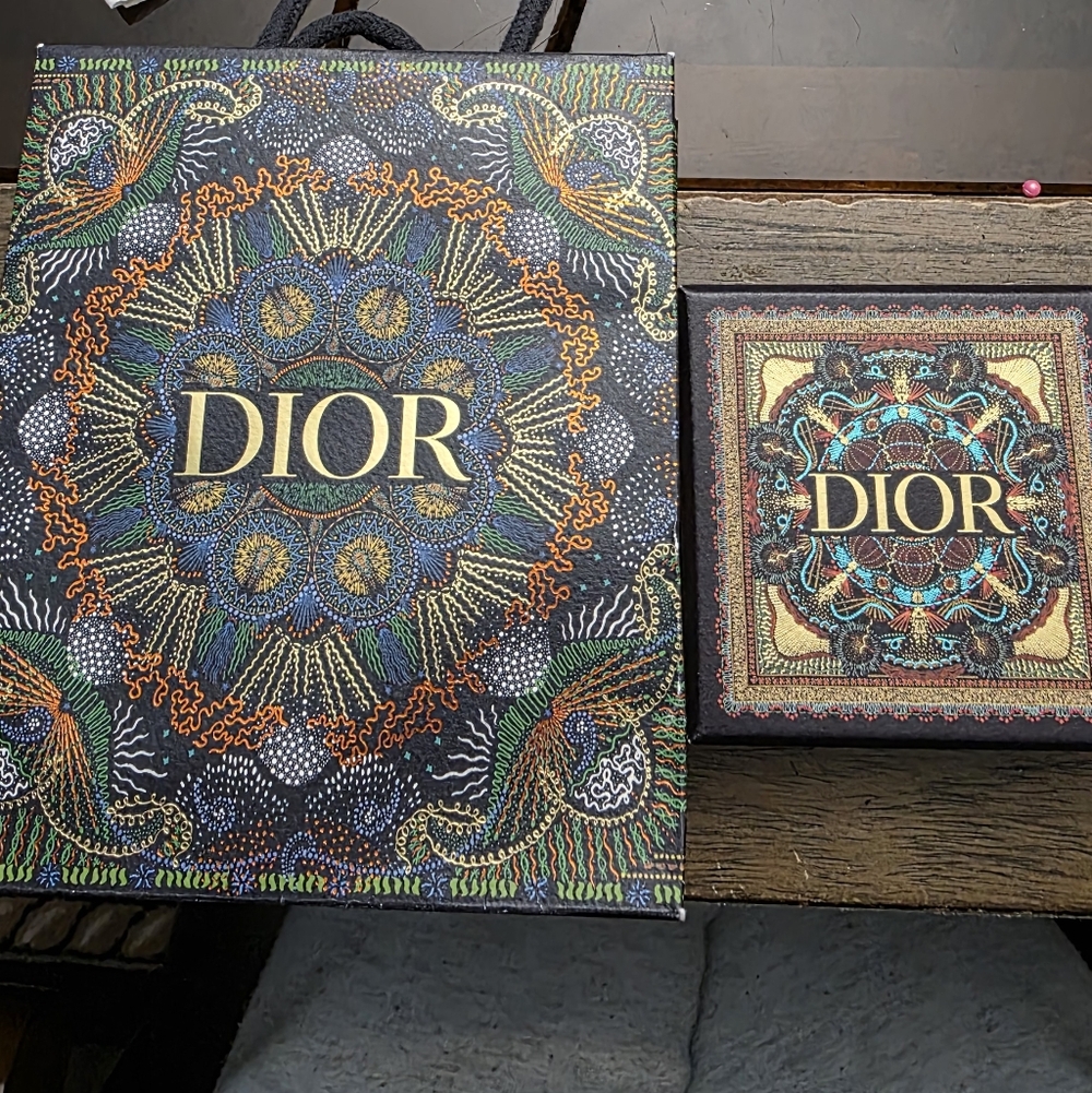 Dior Shopping Bag And Jewelry Storage Box - Picture 2 of 7